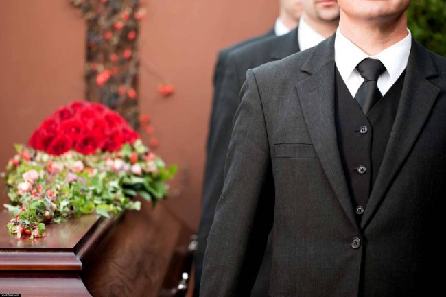 Почему организацию похорон лучше доверить ритуальному агенту
